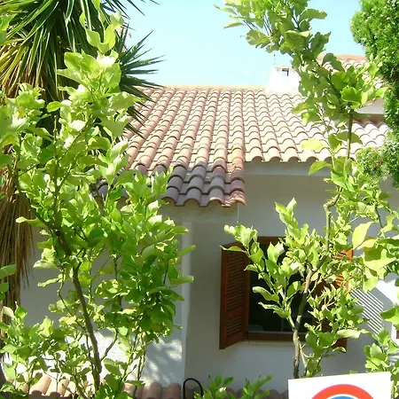With Garden And Sea View Villa Scalea